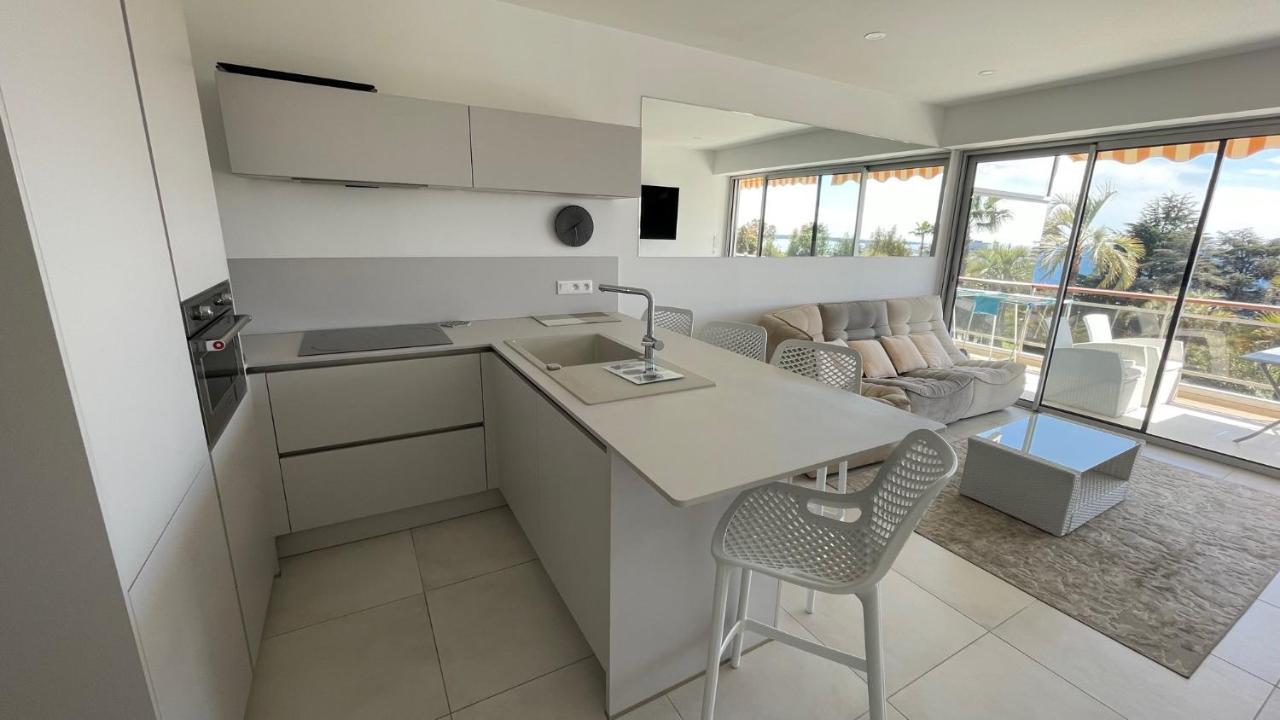 Appartement 2 Chambres Vue Mer Panoramique, Proche Croisette Cannes Vallauris Buitenkant foto