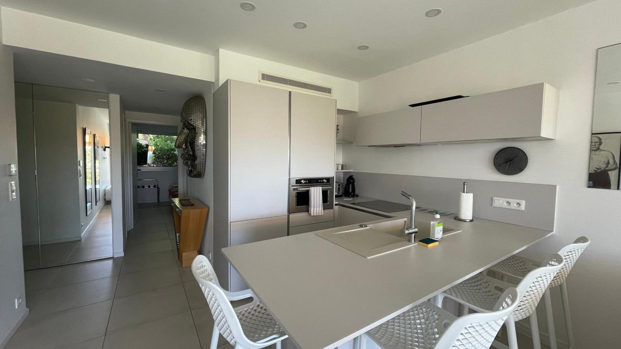 Appartement 2 Chambres Vue Mer Panoramique, Proche Croisette Cannes Vallauris Buitenkant foto