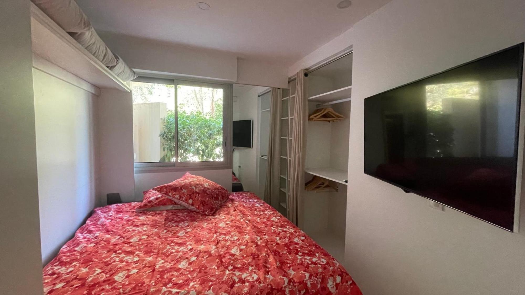 Appartement 2 Chambres Vue Mer Panoramique, Proche Croisette Cannes Vallauris Buitenkant foto