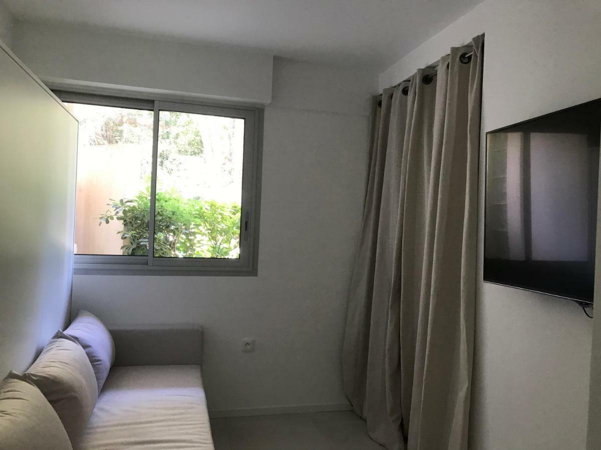 Appartement 2 Chambres Vue Mer Panoramique, Proche Croisette Cannes Vallauris Buitenkant foto
